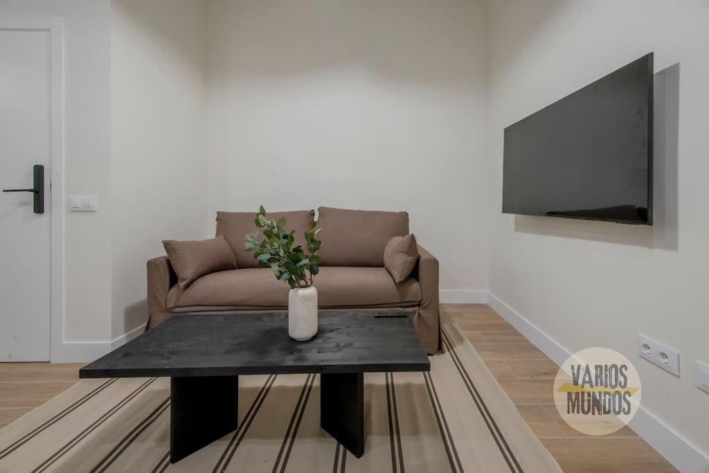 Cool Y Centrico Apt 6Px En Plena Plaza Del Carmen E2 Мадрид Екстериор снимка